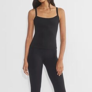 Aritzia Golden Butter Tumbler Tank Size M